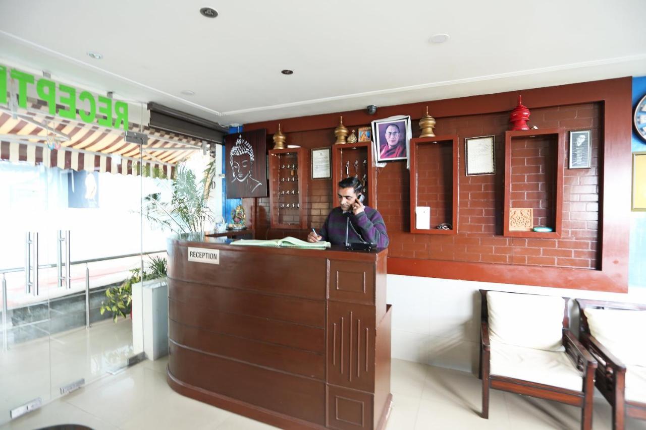 Oyo 35461 Deodar Villa Dharamshala Exterior foto
